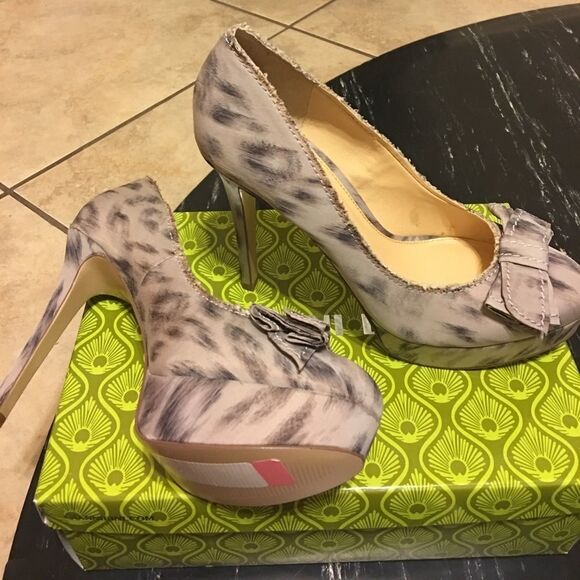 Gianni Bini heels size 8.5 NIOB - Picture 3 of 4